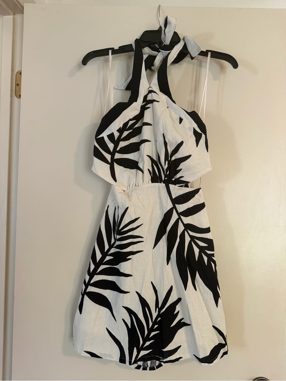Gianni Bini Black & White One-Shoulder Tropical Print Dress